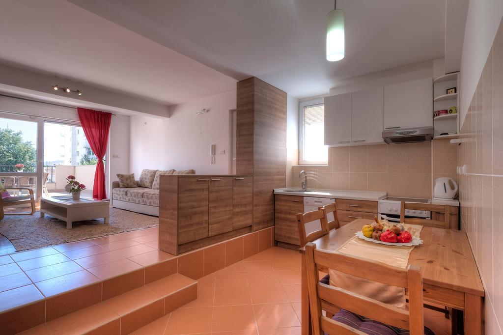 Apartments City Center Tivat Exterior foto