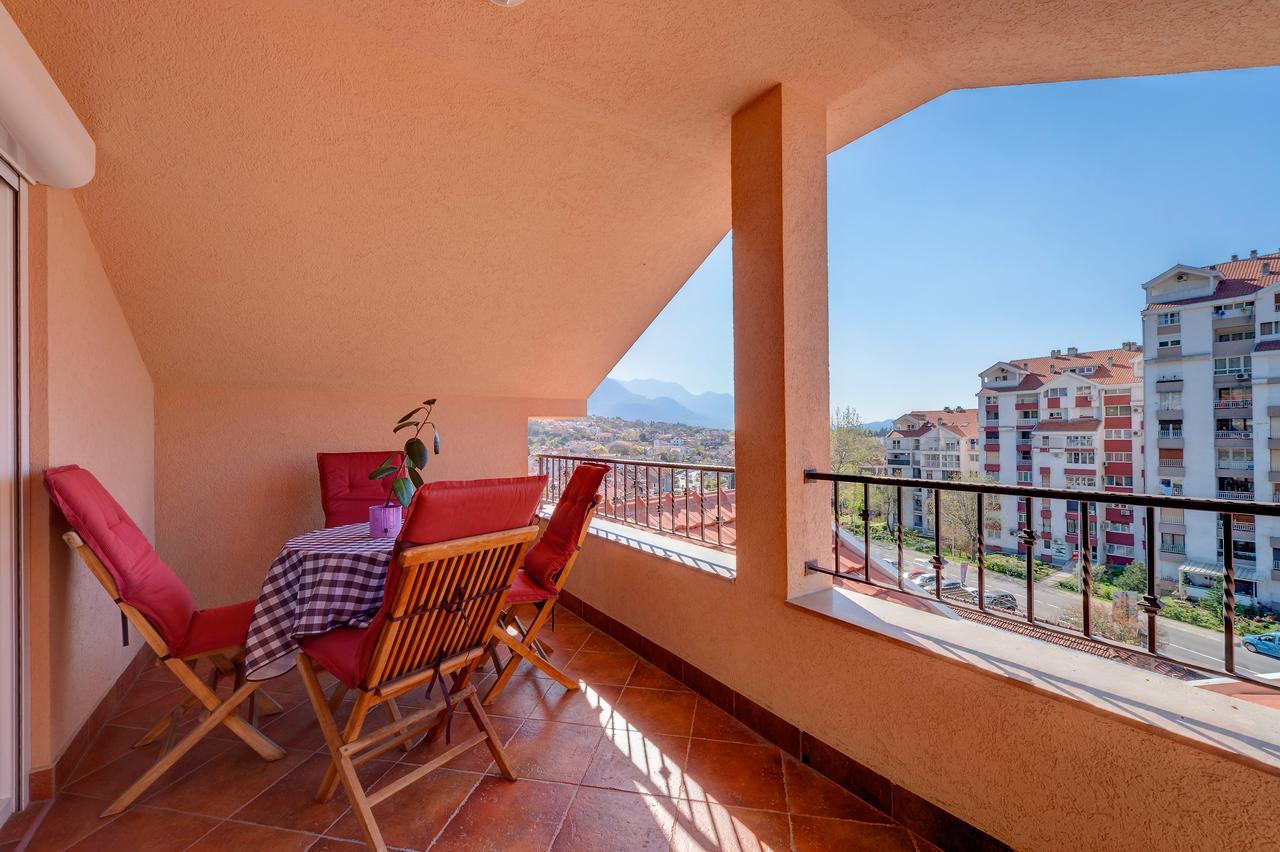 Apartments City Center Tivat Exterior foto